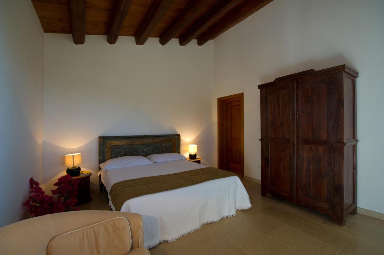 Готель Relais Parco Cavalonga Доннафуґата Номер фото