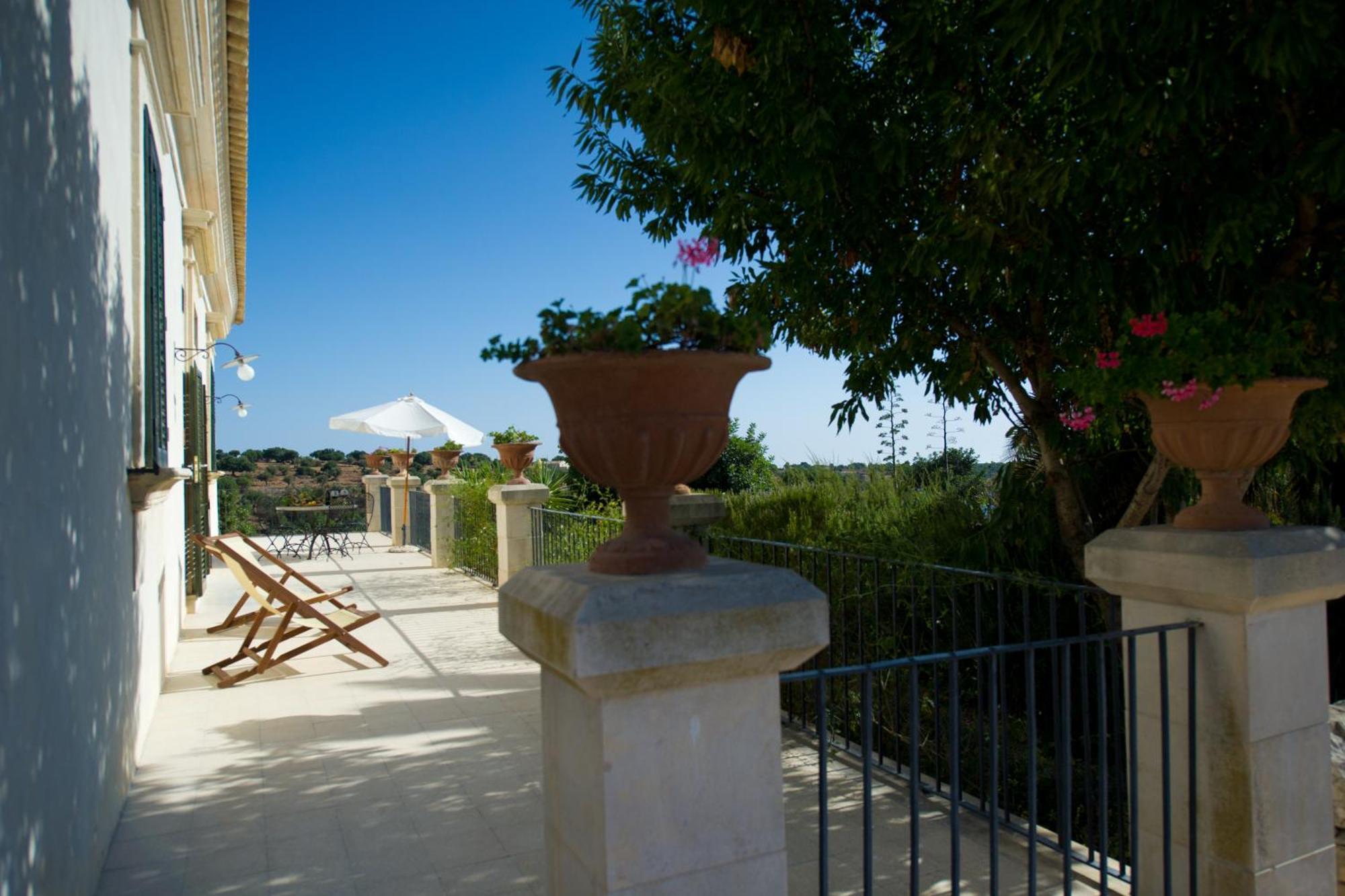 Готель Relais Parco Cavalonga Доннафуґата Номер фото