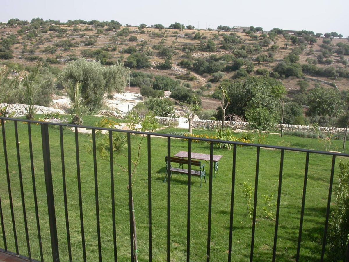 Готель Relais Parco Cavalonga Доннафуґата Екстер'єр фото